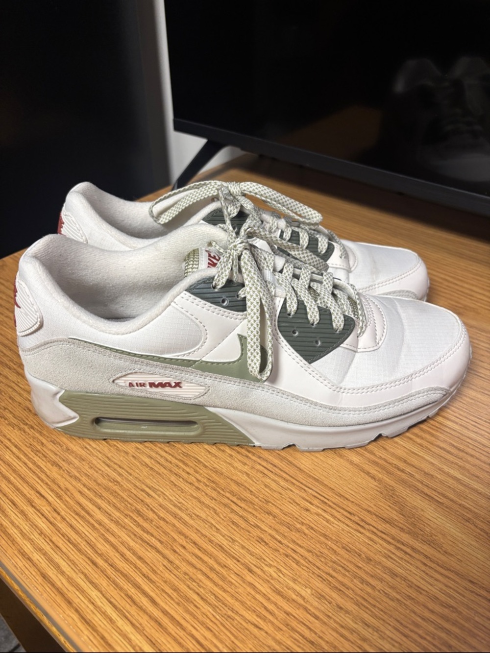 Nike Air Max 90 Phantom and Neutral Olive size 12.5